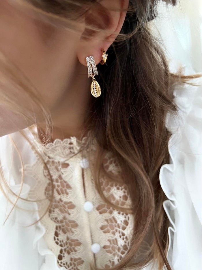 Earrings Shell